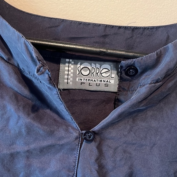 100% Silk Sorrel Tunic Top! Adorable! - Picture 3 of 6